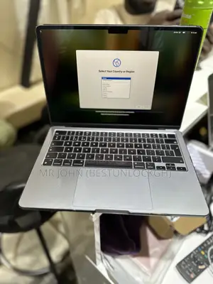 Laptop Apple MacBook Air 2024 M3 16GB Apple M3 SSD 256GB