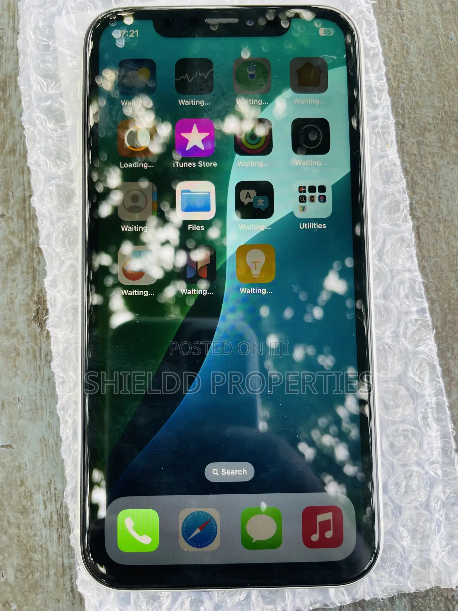 Apple iPhone XR 128 GB White