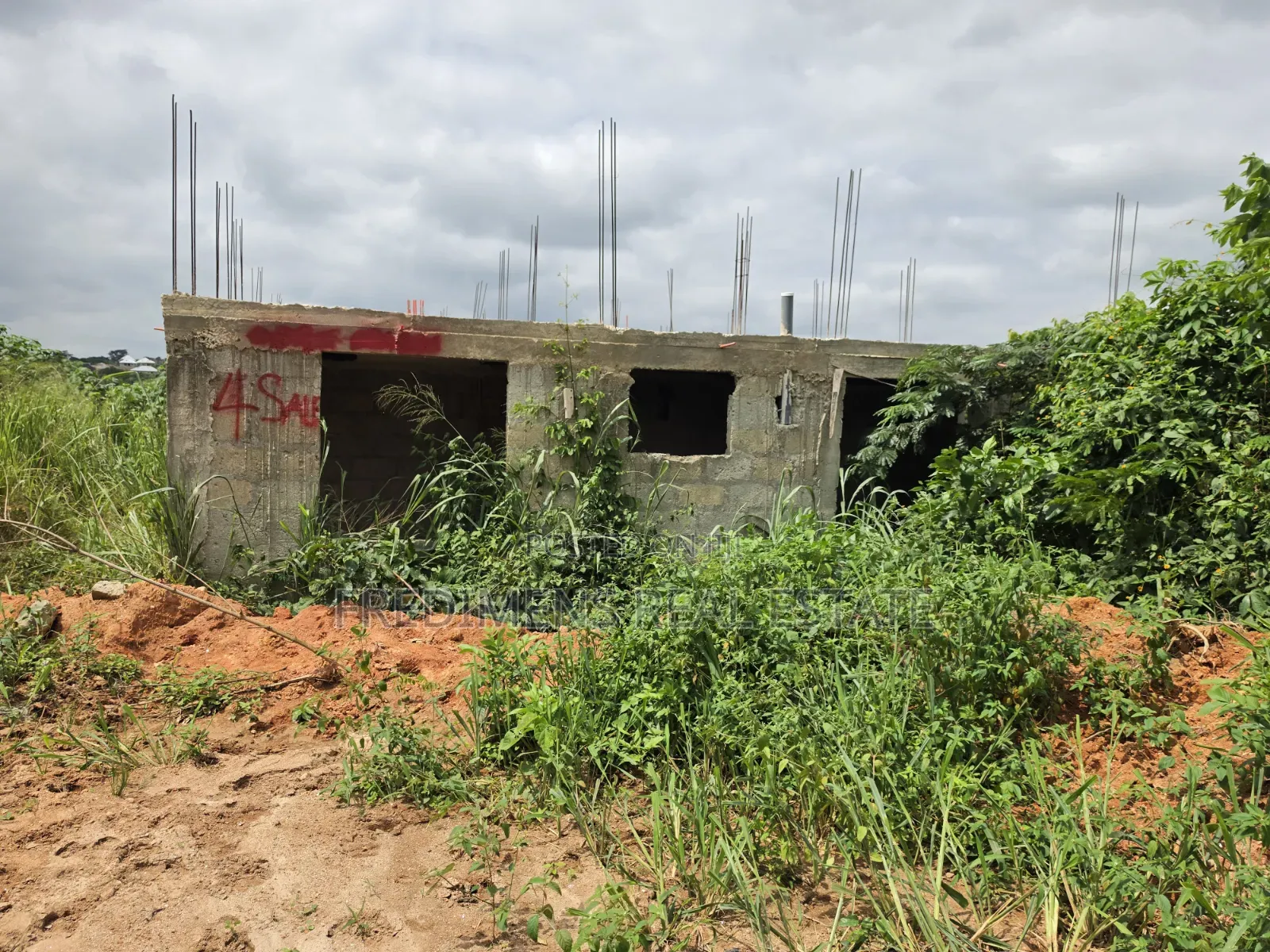 4bdrm House in Fredimens Real, Afigya-Kwabre for sale