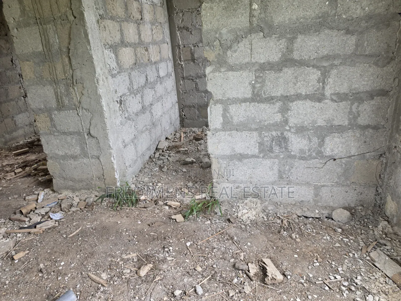 4bdrm House in Fredimens Real, Afigya-Kwabre for sale