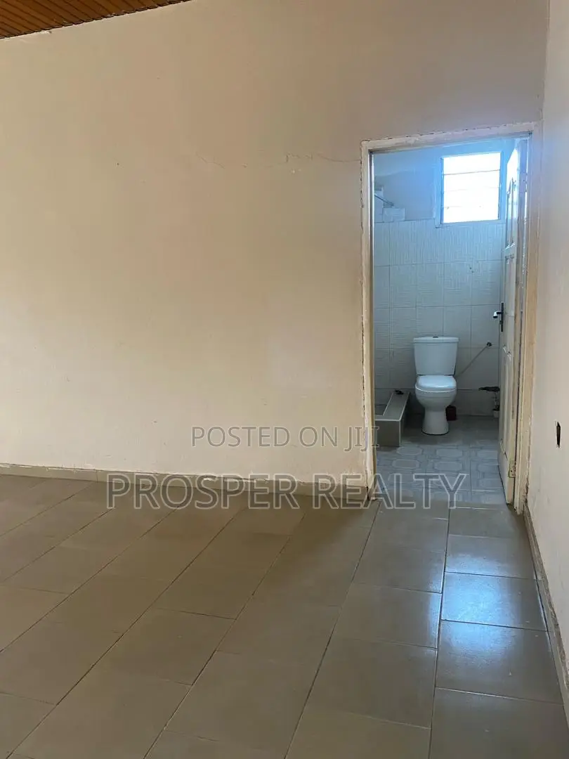 1bdrm Apartment in Spintex for rent