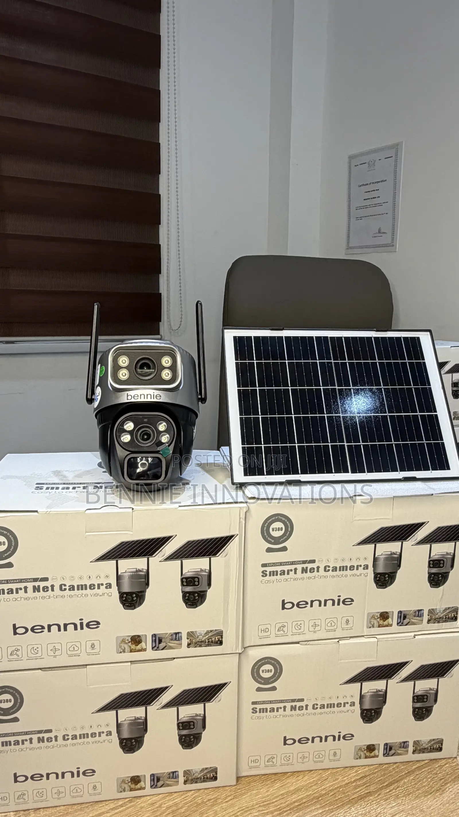 2 Lens 4g/Wifi Solar Camera Indoor/Outdoor
