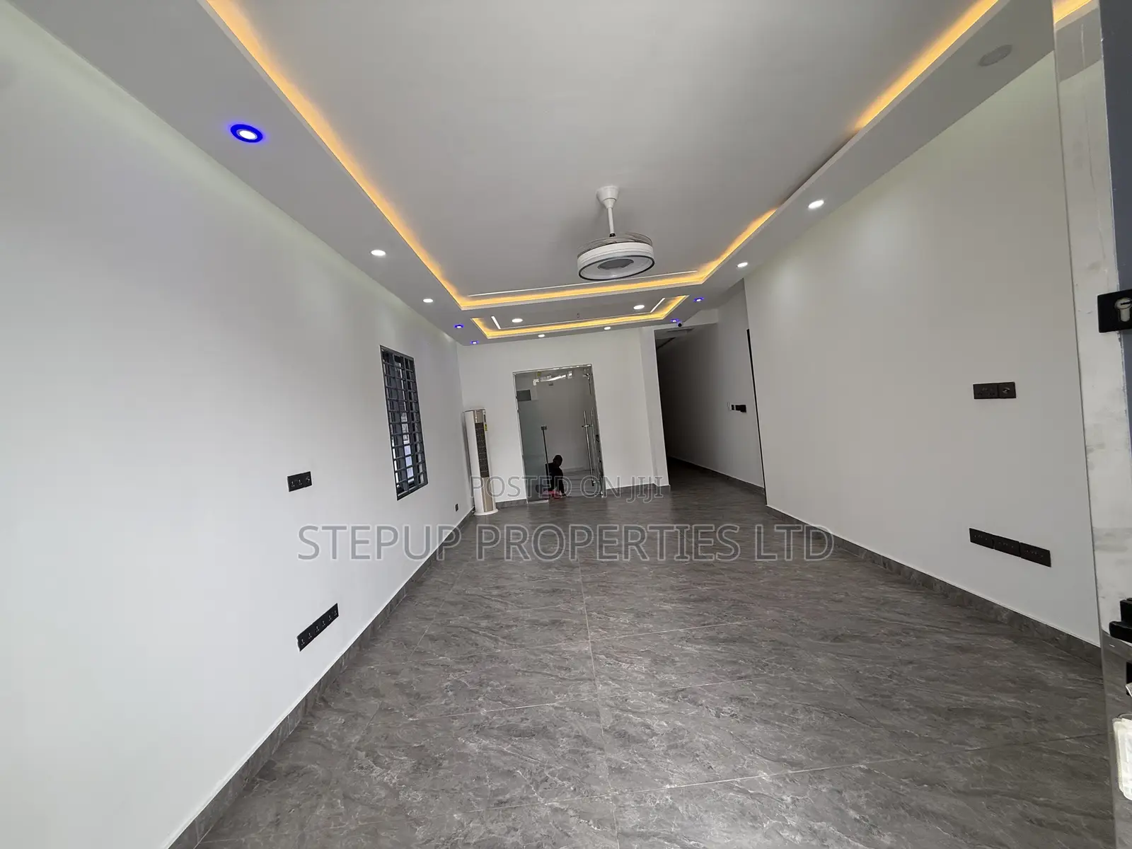 3bdrm House in Lakeside for sale