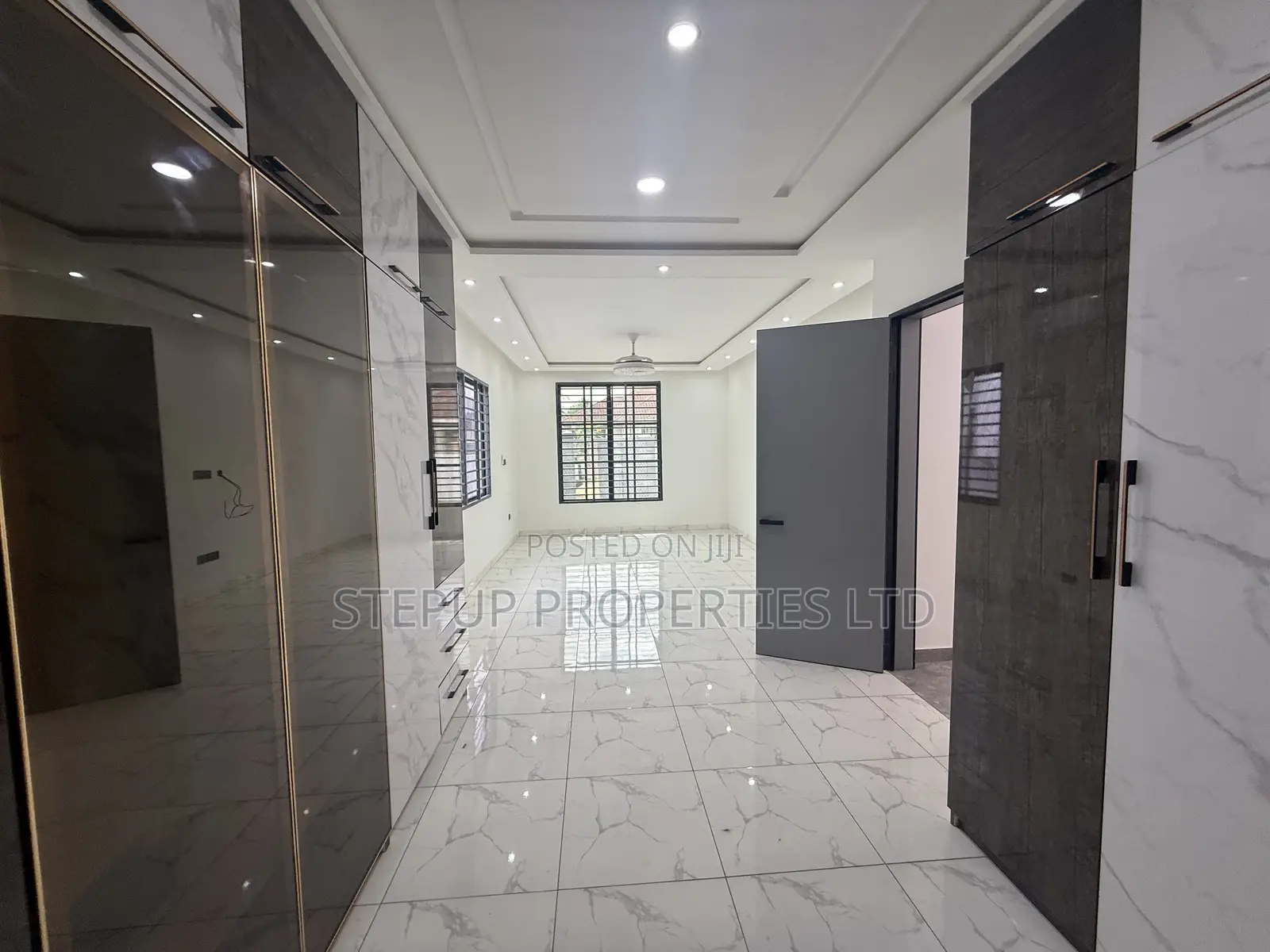 3bdrm House in Lakeside for sale