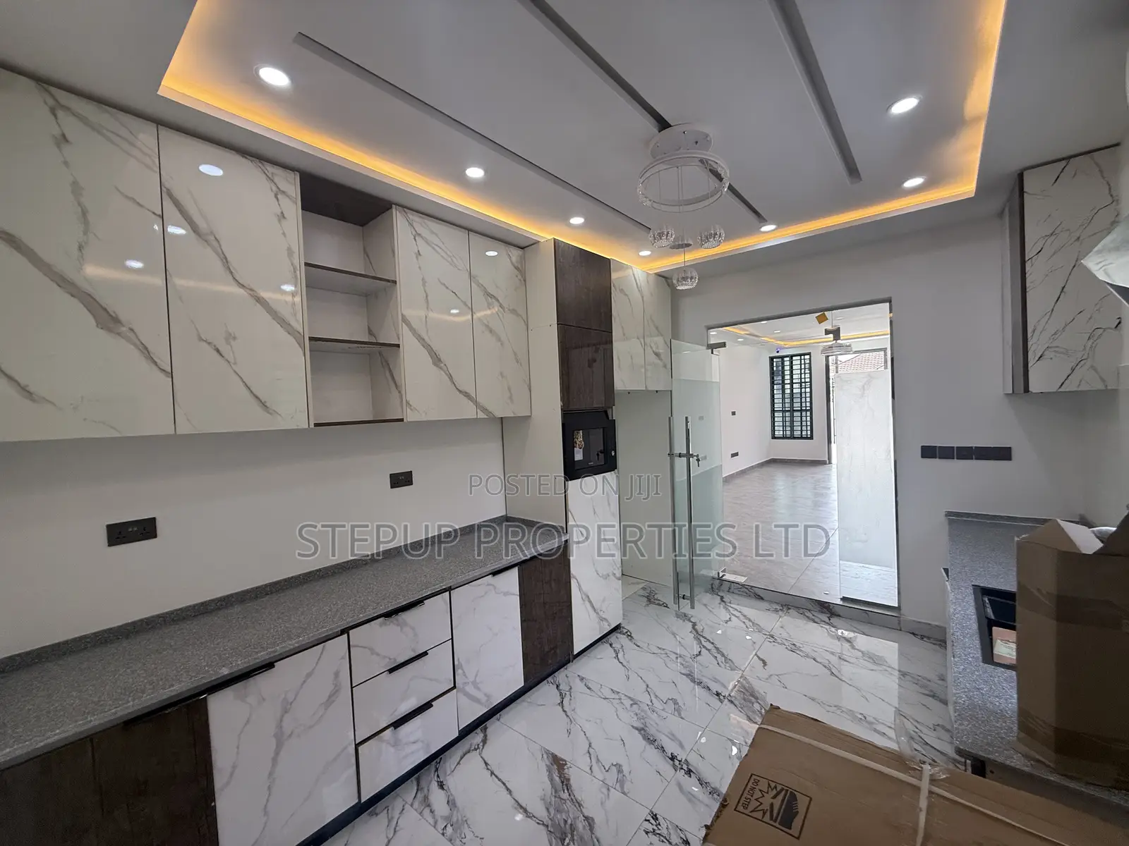 3bdrm House in Lakeside for sale