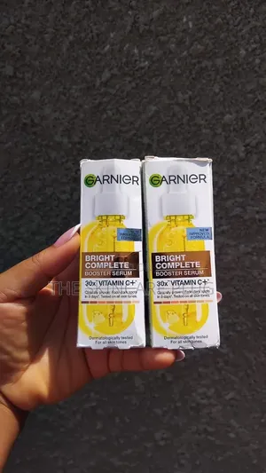 Garnier Bright Complete Overnight Booster Serum