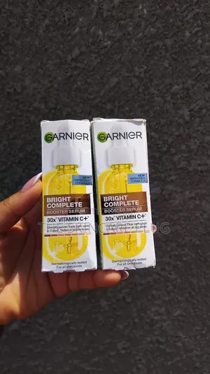 Garnier Bright Complete Overnight Booster Serum