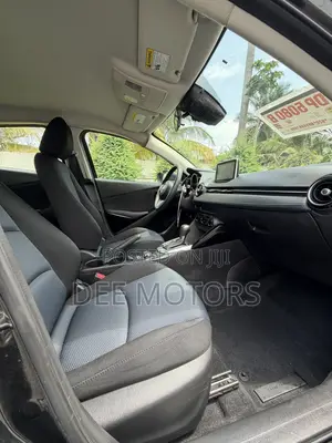 Toyota Yaris iA 1.5 FWD 2016 Black