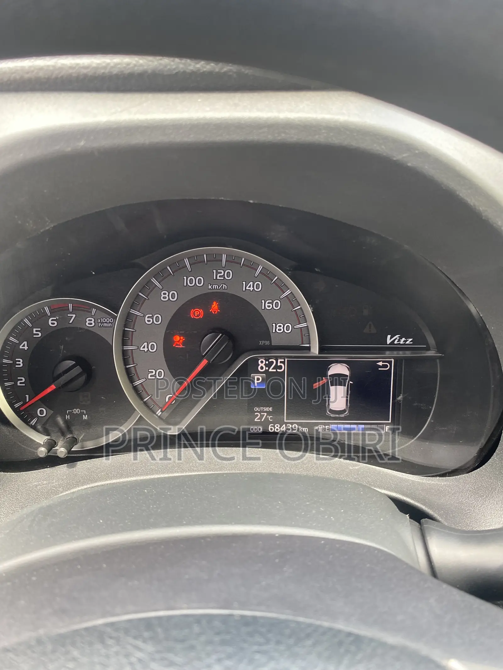 Toyota Vitz 1.3 AWD 5dr 2015 White