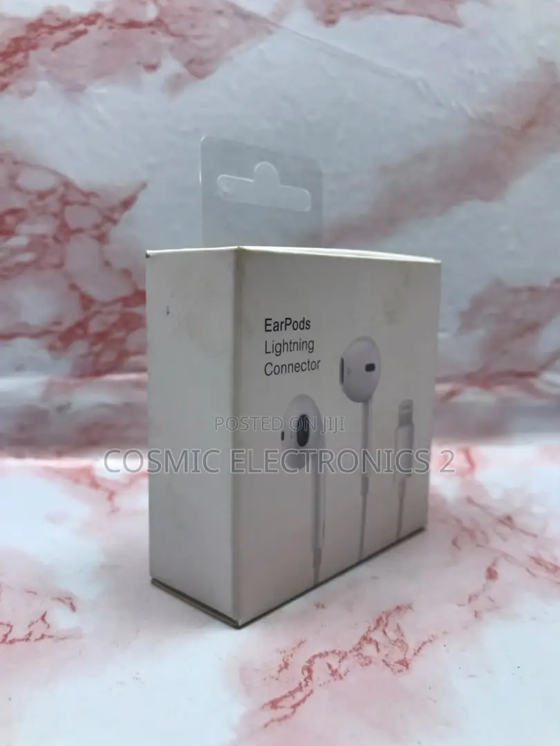 Apple Original EarPods With Lightning Connector