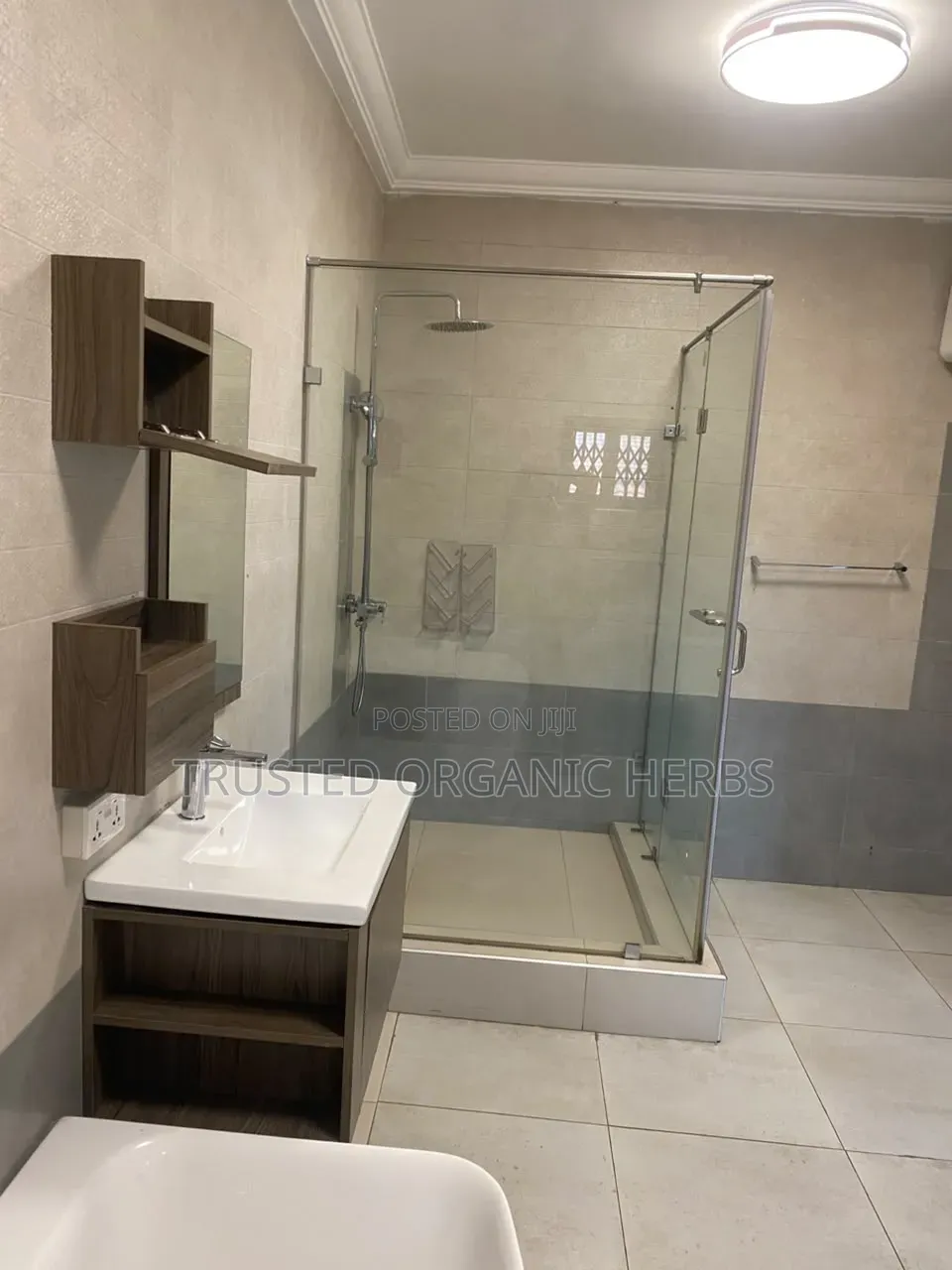 4bdrm House in Prime Estate Deals, Airport Residential Area for rent