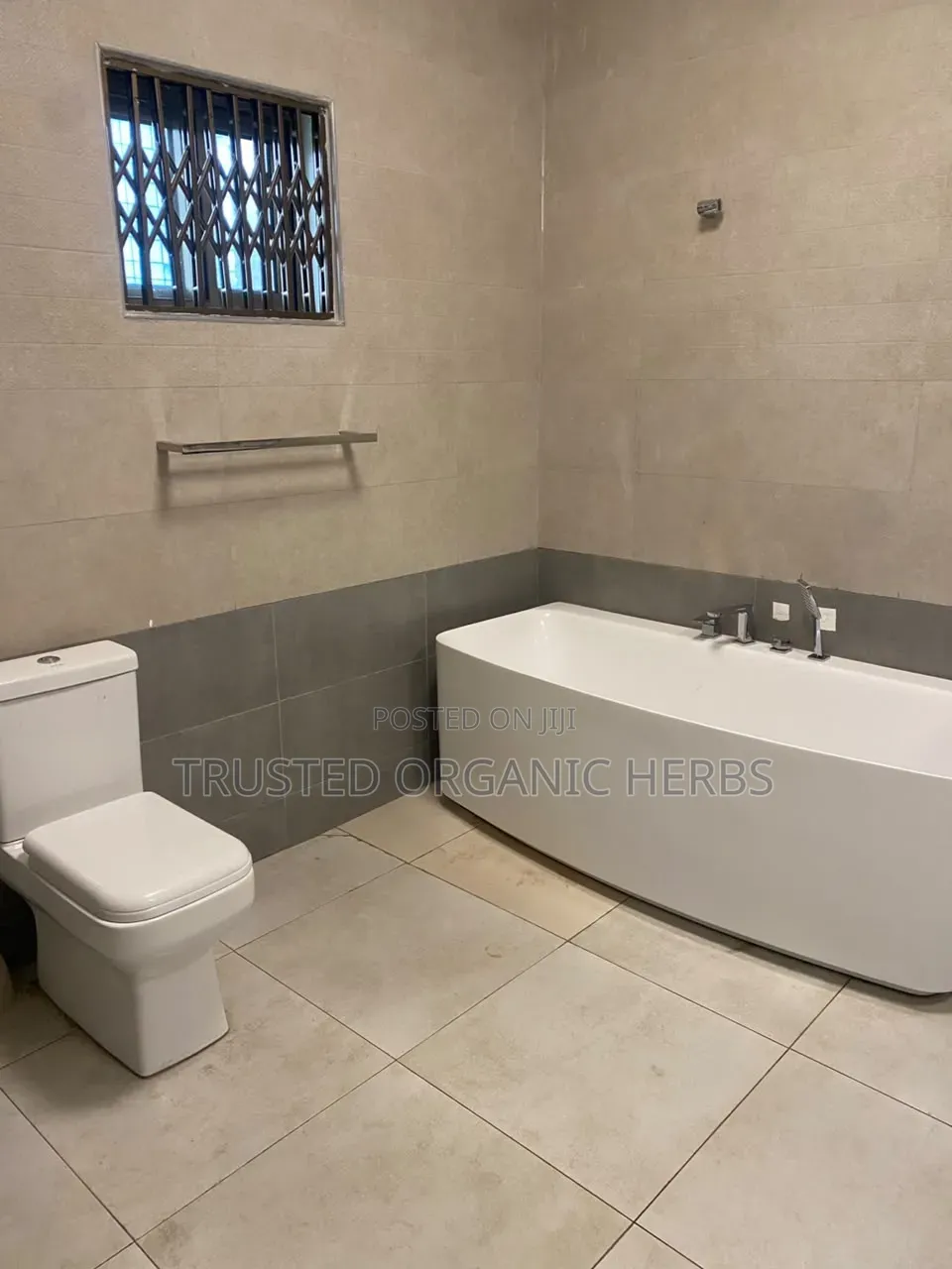 4bdrm House in Prime Estate Deals, Airport Residential Area for rent