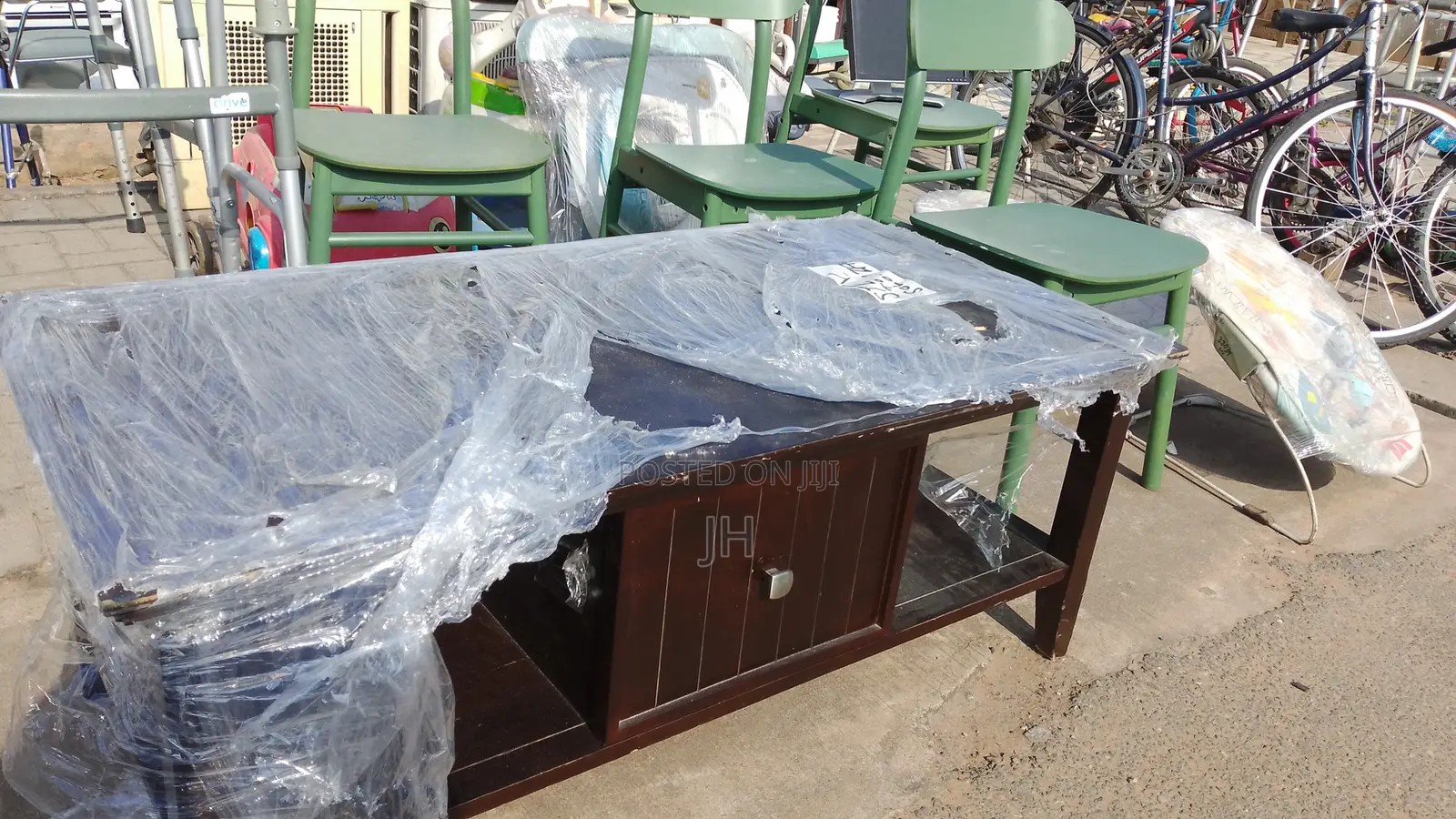 American Used Centre Table