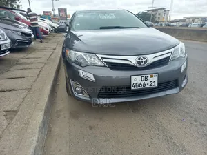 Toyota Camry 2014 Gray