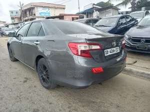 Toyota Camry 2014 Gray