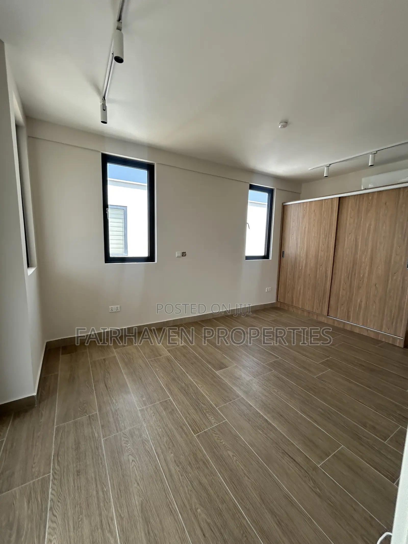 3bdrm Townhouse / Terrace in Fairhaven, Tseaddo for rent
