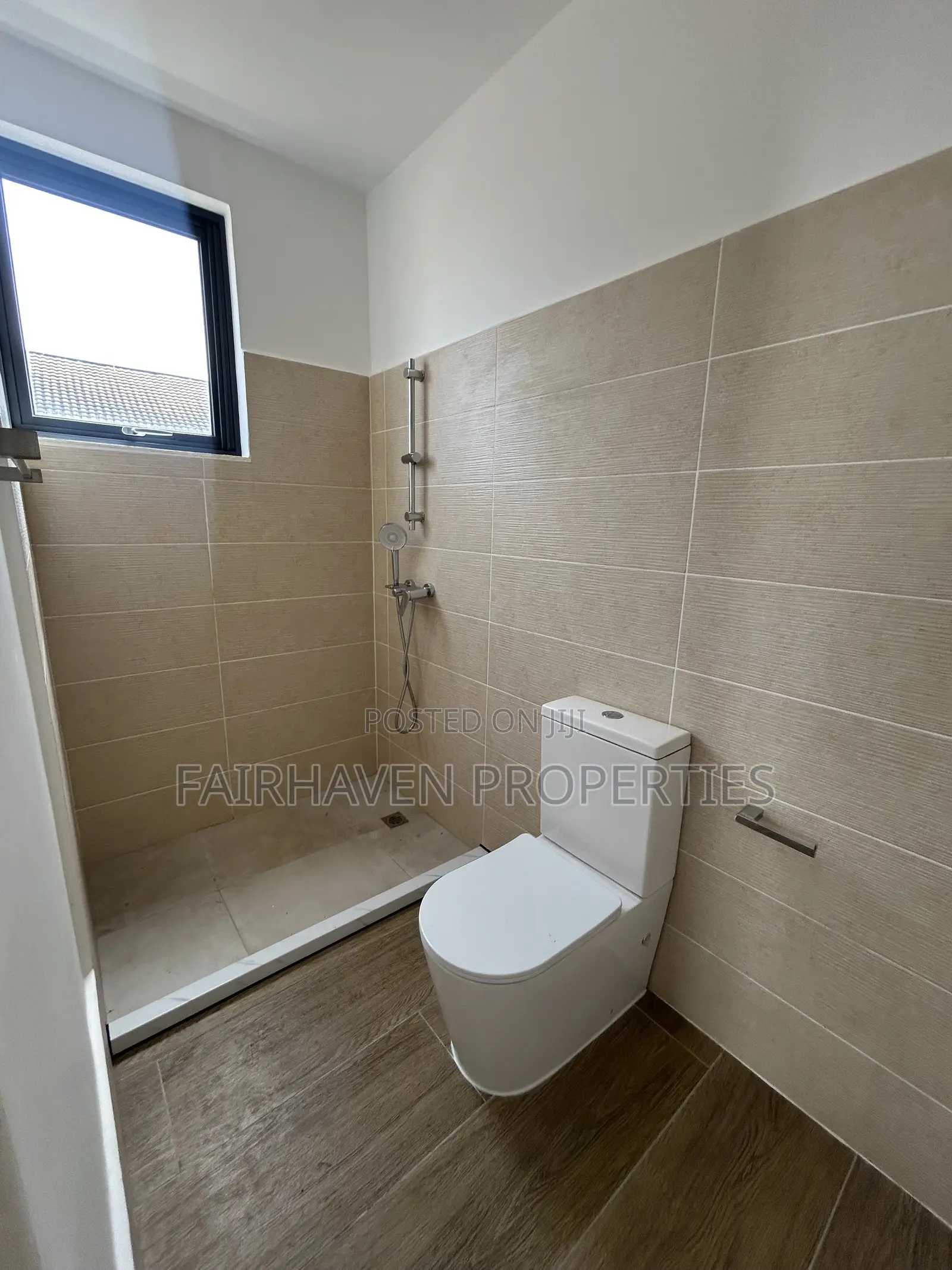 3bdrm Townhouse / Terrace in Fairhaven, Tseaddo for rent