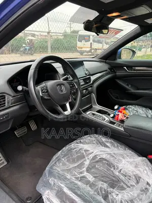 Honda Accord Sport (2.0L 4cyl Turbo 10A) 2019 Blue