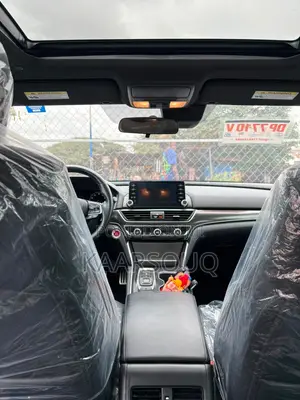 Honda Accord Sport (2.0L 4cyl Turbo 10A) 2019 Blue