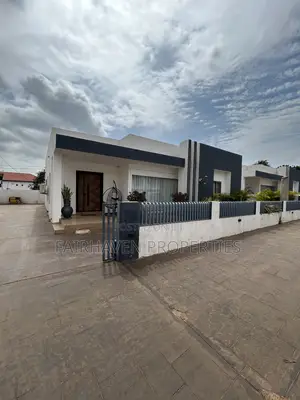 Furnished 3bdrm House in Fairhaven, Adenta for sale