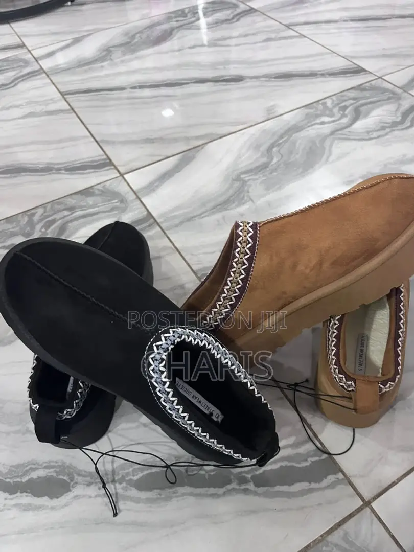 Stylish Platform Loafers – Black Brown