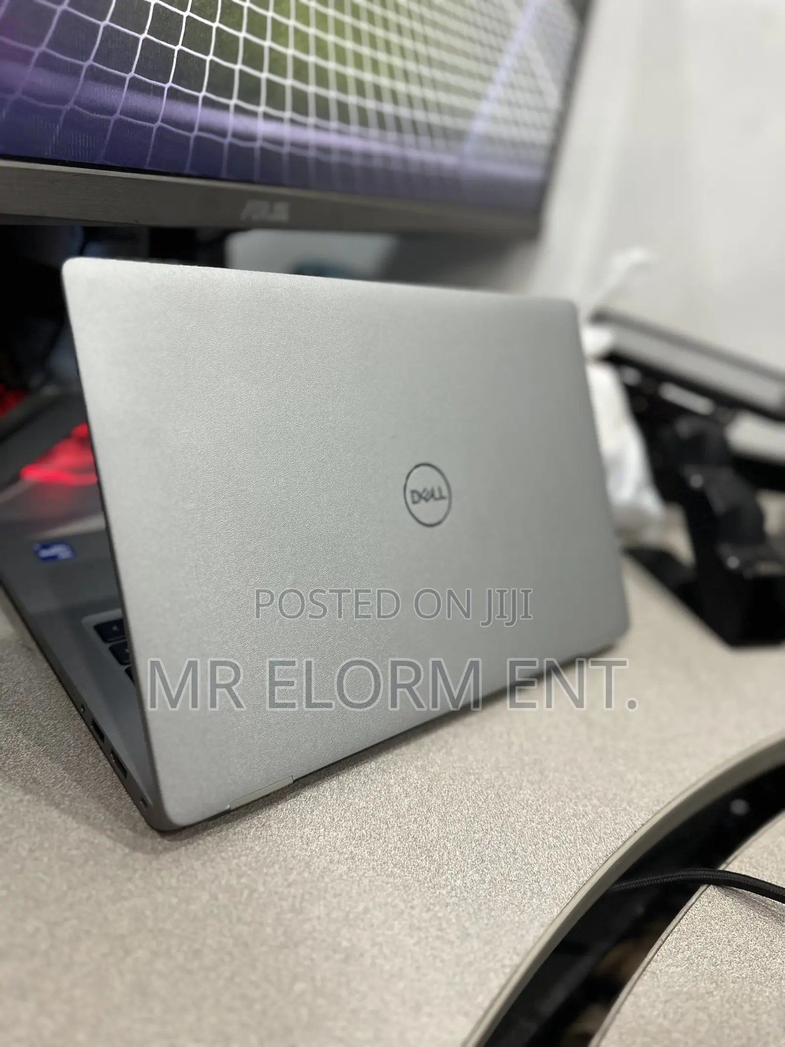 Laptop Dell Latitude 5320 16GB Intel Core i7 SSD 512GB