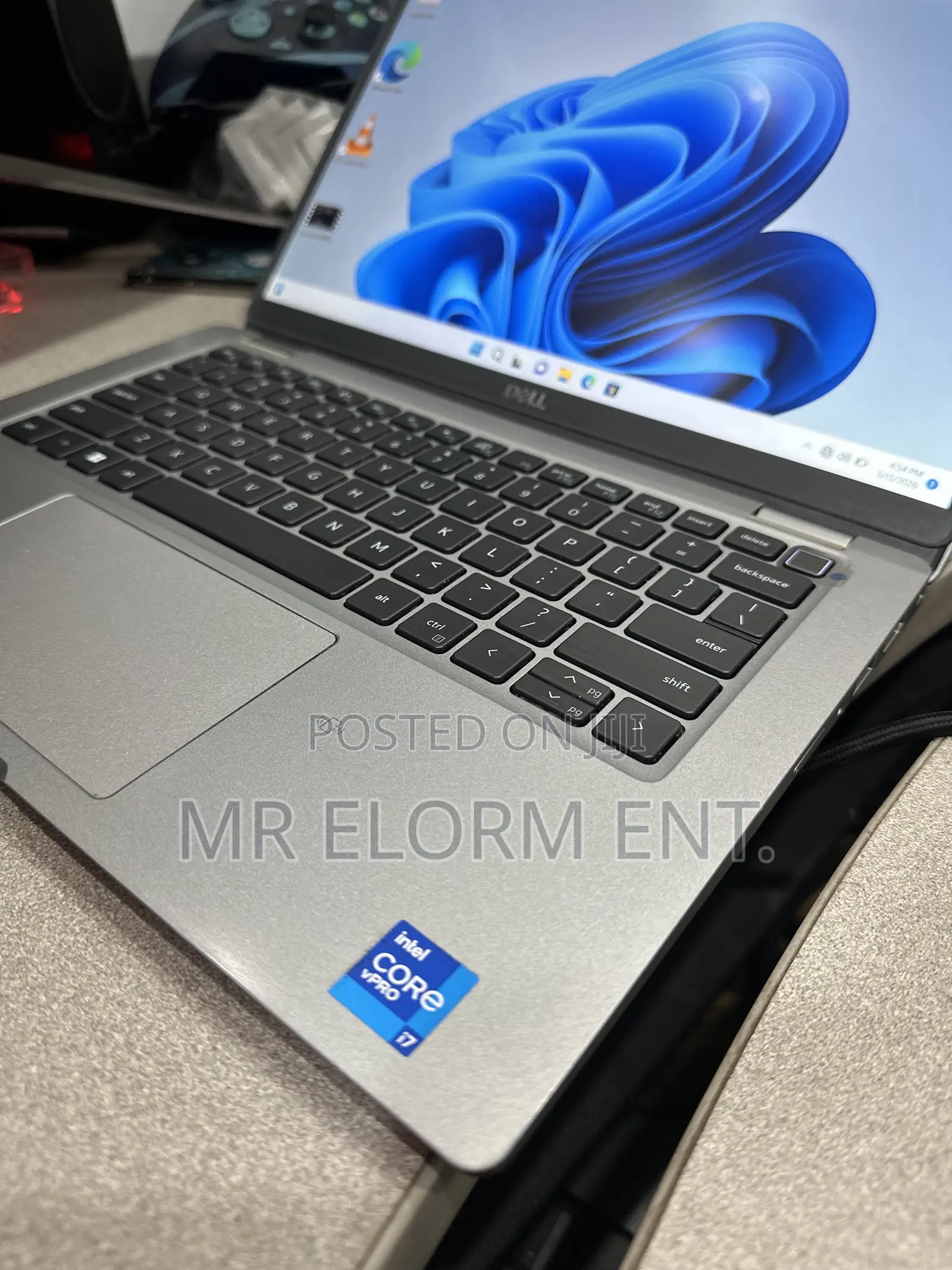 Laptop Dell Latitude 5320 16GB Intel Core i7 SSD 512GB
