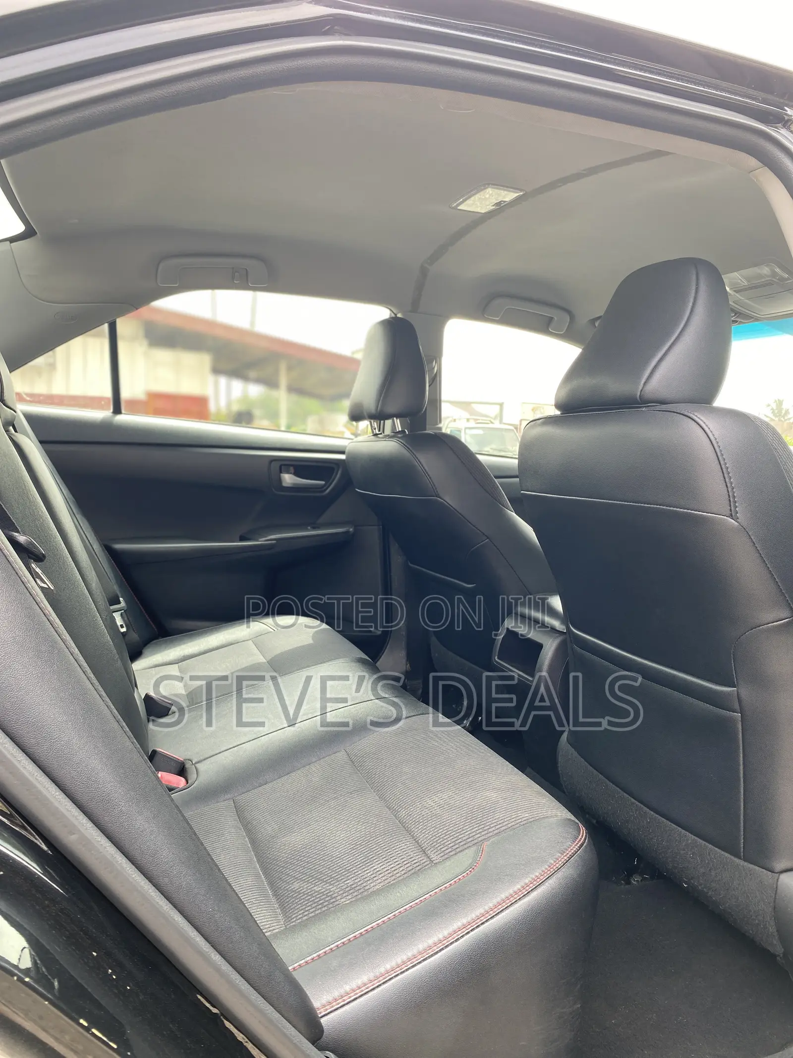 Toyota Camry SE 4dr Sedan (2.5L 4cyl 6A) 2017 Black