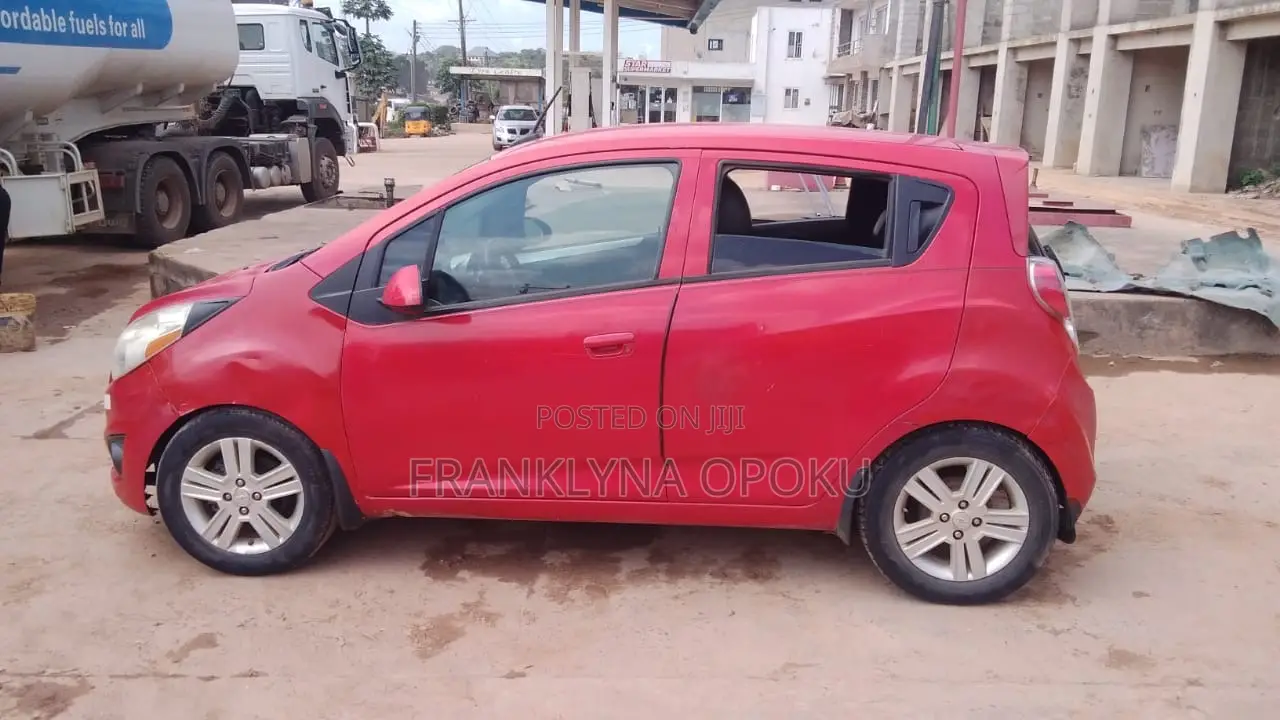 Chevrolet Spark 2019 Red