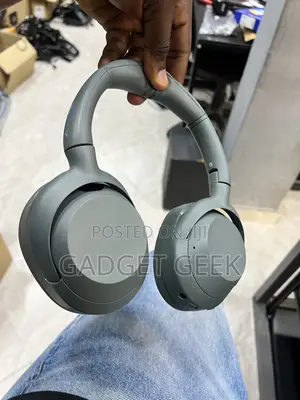 USED SONY Ultra Headphones