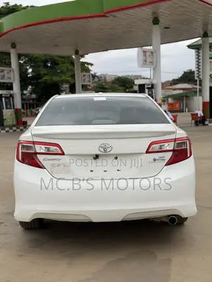 Toyota Camry 2014 White