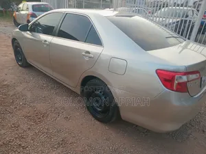 Toyota Camry 2014 Brown