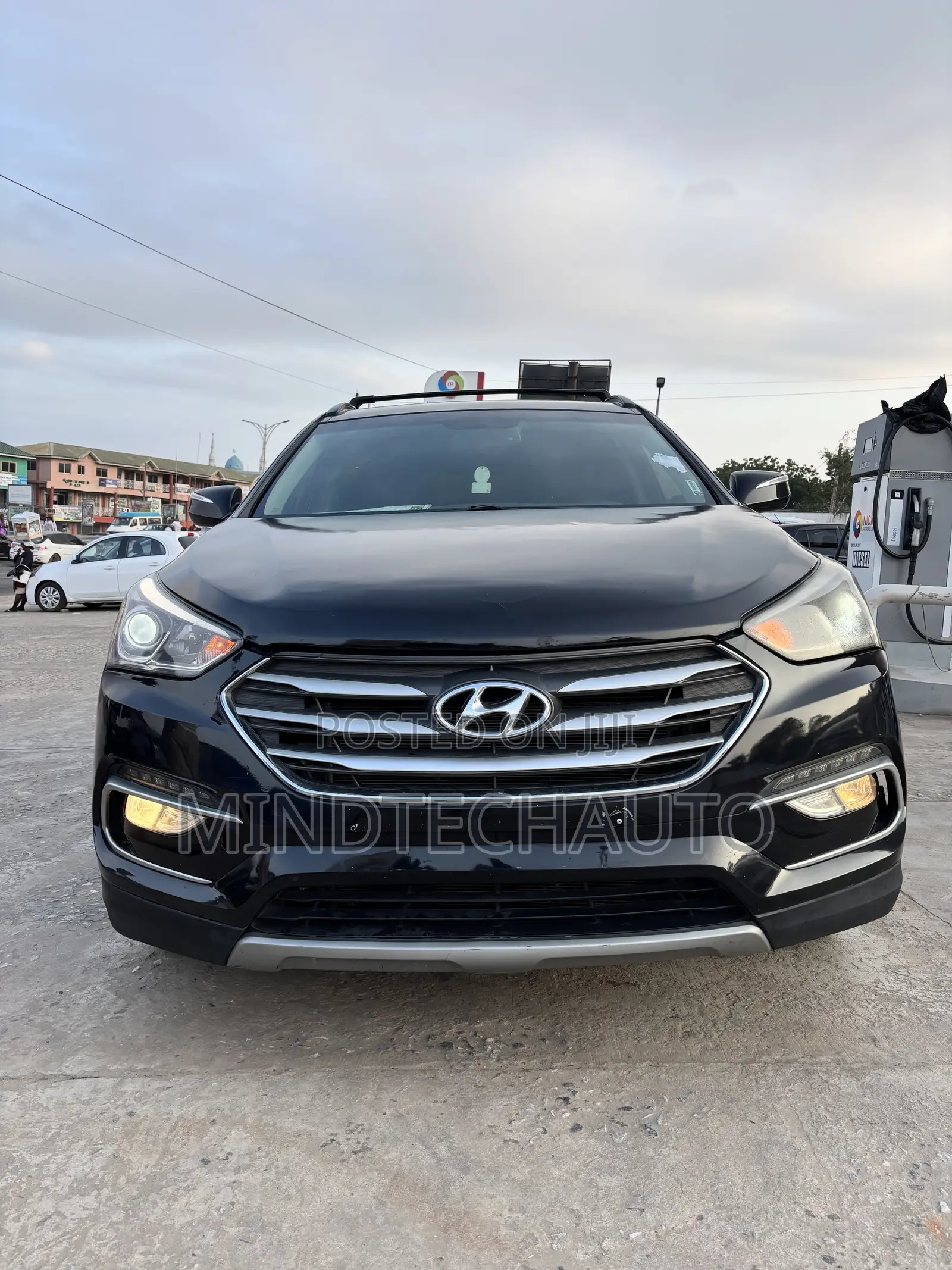 Hyundai Santa Fe SE Ultimate AWD 2018 Black