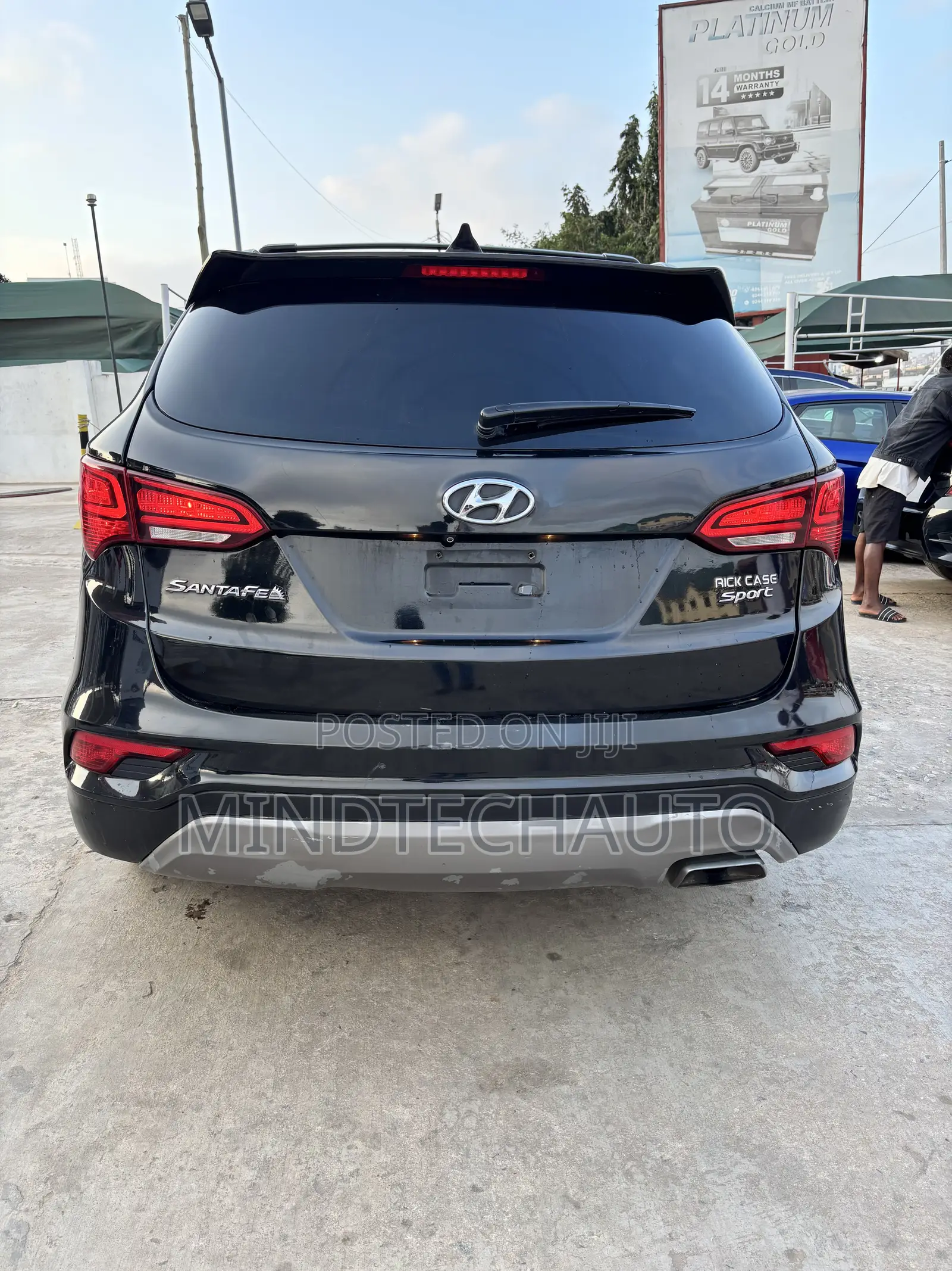 Hyundai Santa Fe SE Ultimate AWD 2018 Black