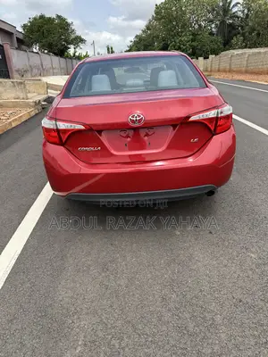 Toyota Corolla 2016 Red