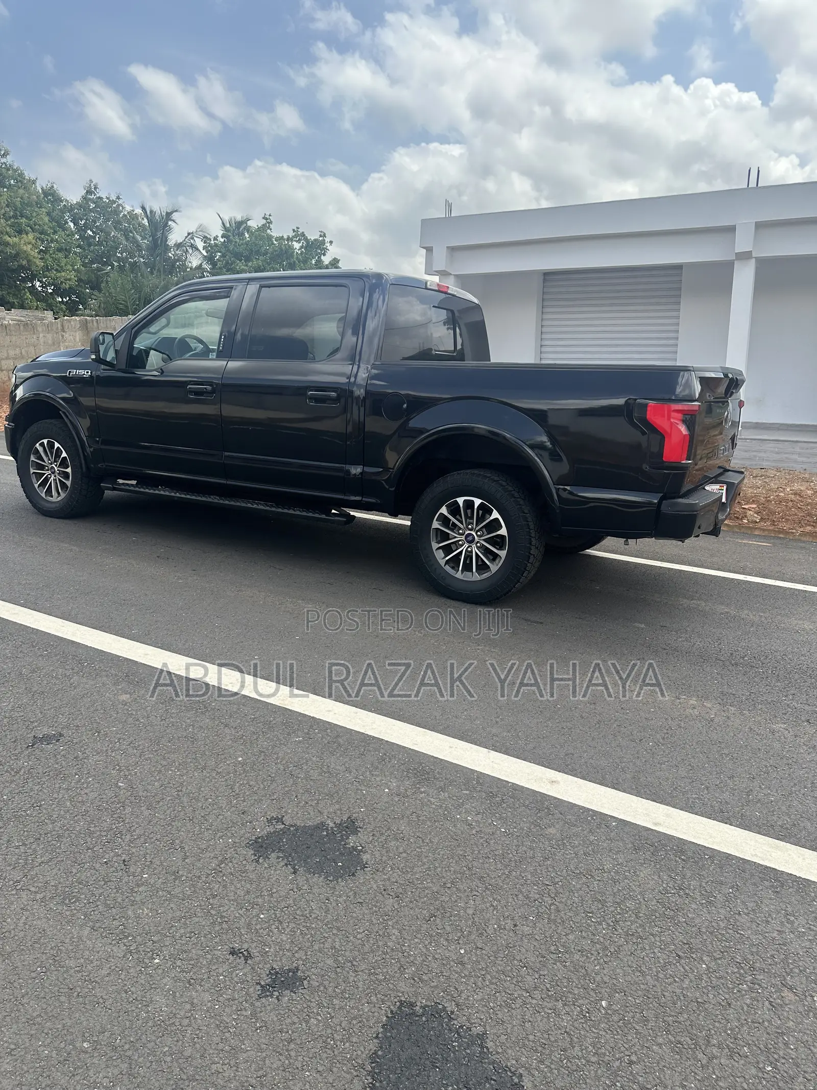 Ford F-150 2020 Black