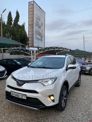 Toyota RAV4 SE AWD (2.5L 4cyl 6A) 2016 White