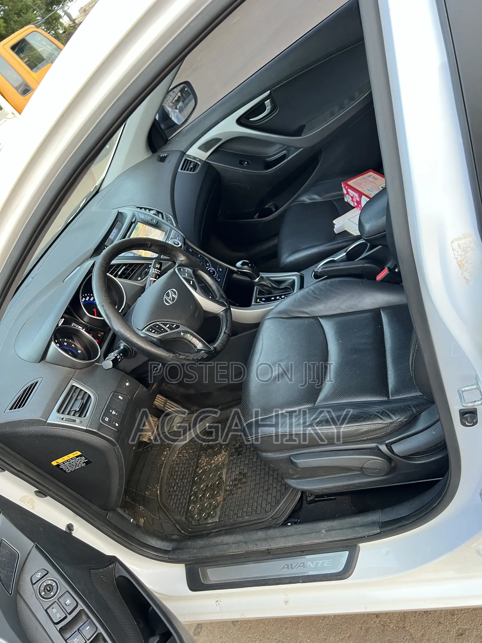 Hyundai Avante 2015 White