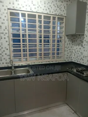 Furnished 2bdrm Apartment in Rock Construction &, Accra Metropolitan