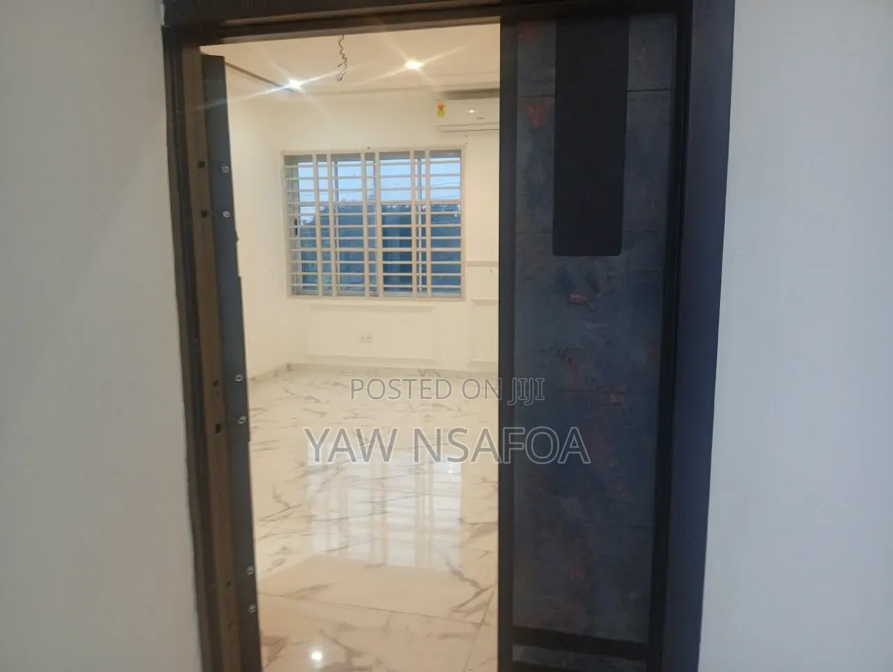 Furnished 2bdrm Apartment in Rock Construction &, Accra Metropolitan