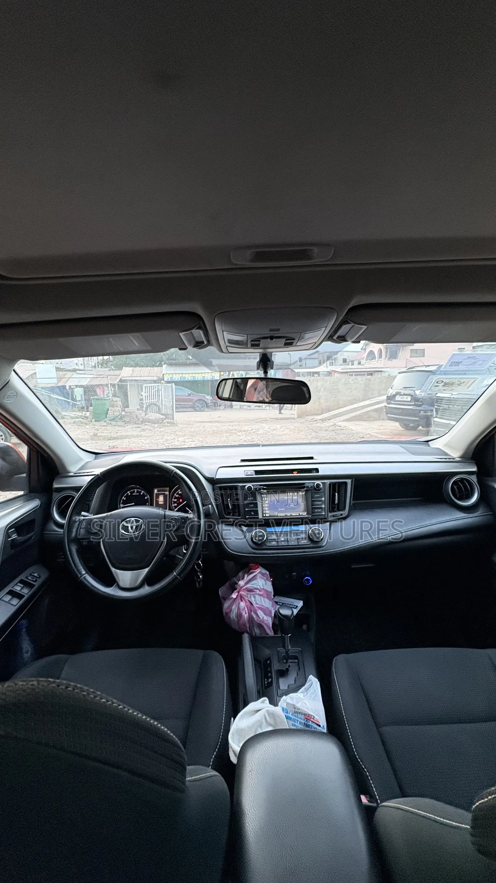 Toyota RAV4 XLE AWD (2.5L 4cyl 6A) 2016 Orange