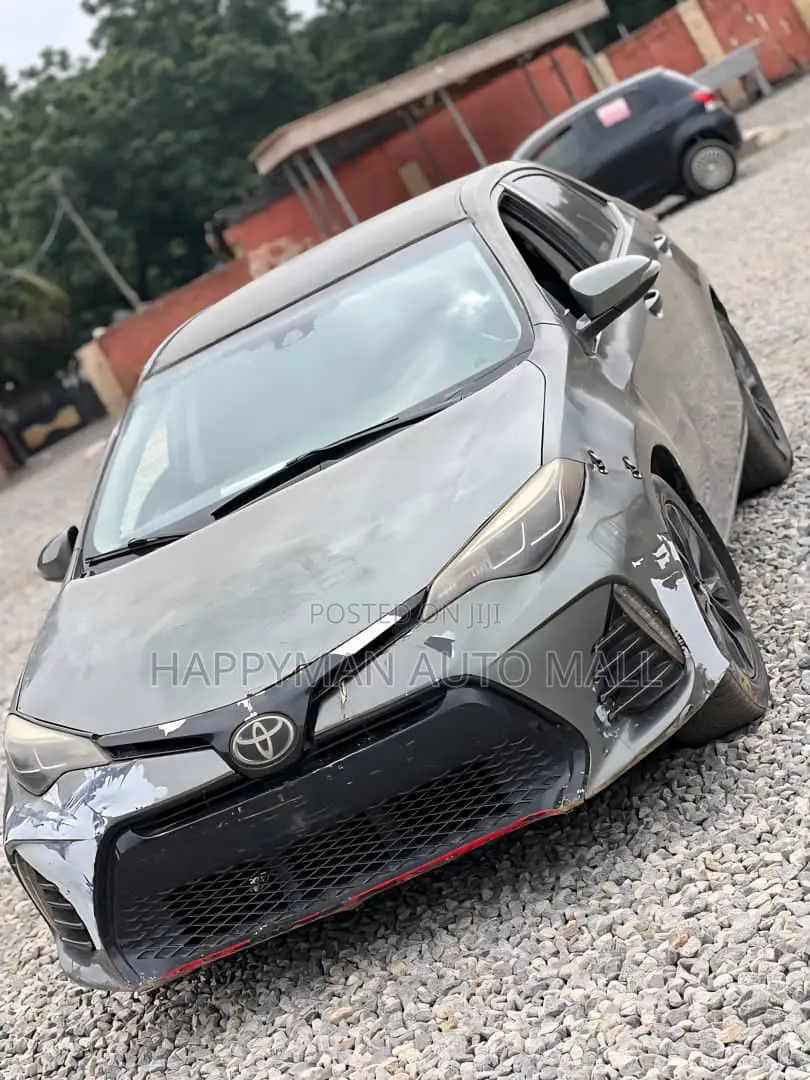 Toyota Corolla LE 4dr Sedan (1.8L 4cyl CVT) 2017 Gray