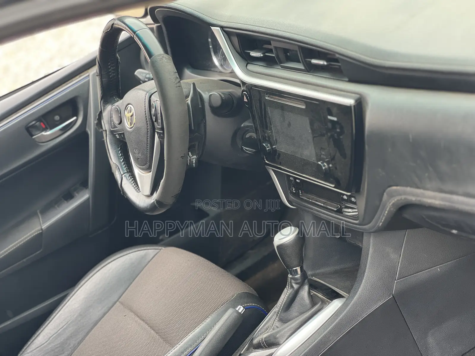Toyota Corolla LE 4dr Sedan (1.8L 4cyl CVT) 2017 Gray