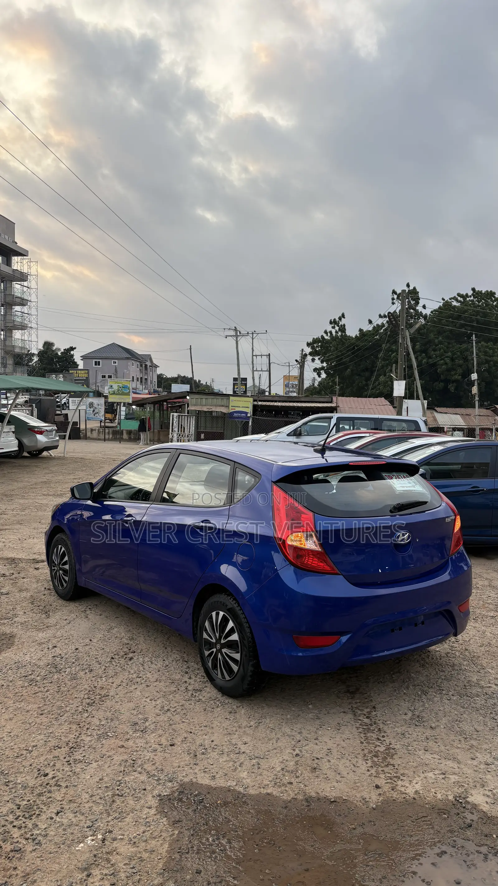Hyundai Accent SE Hatchback 2017 Blue