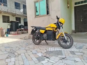 Honda 2023 Yellow