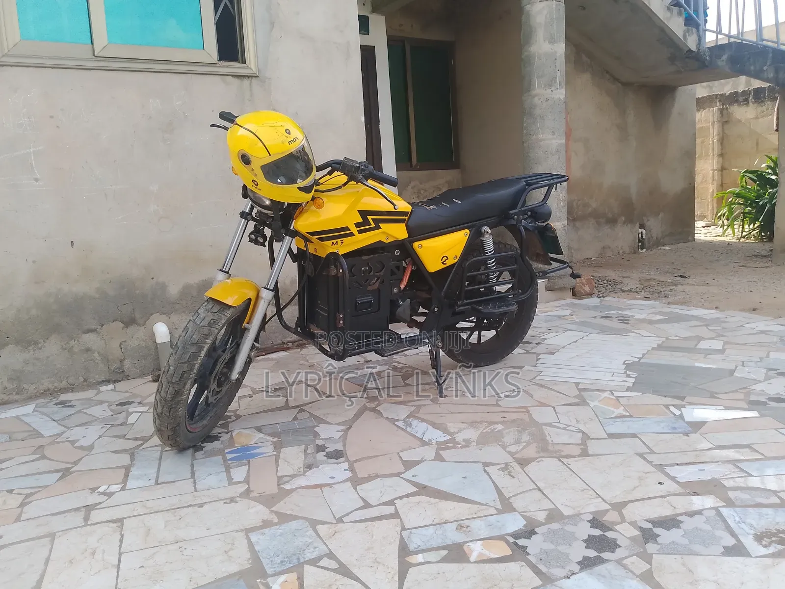 Honda 2023 Yellow