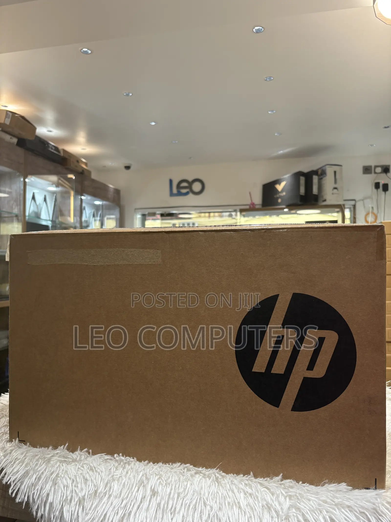New Laptop Lenovo Legion 5 16GB AMD Ryzen 7 SSD 512GB