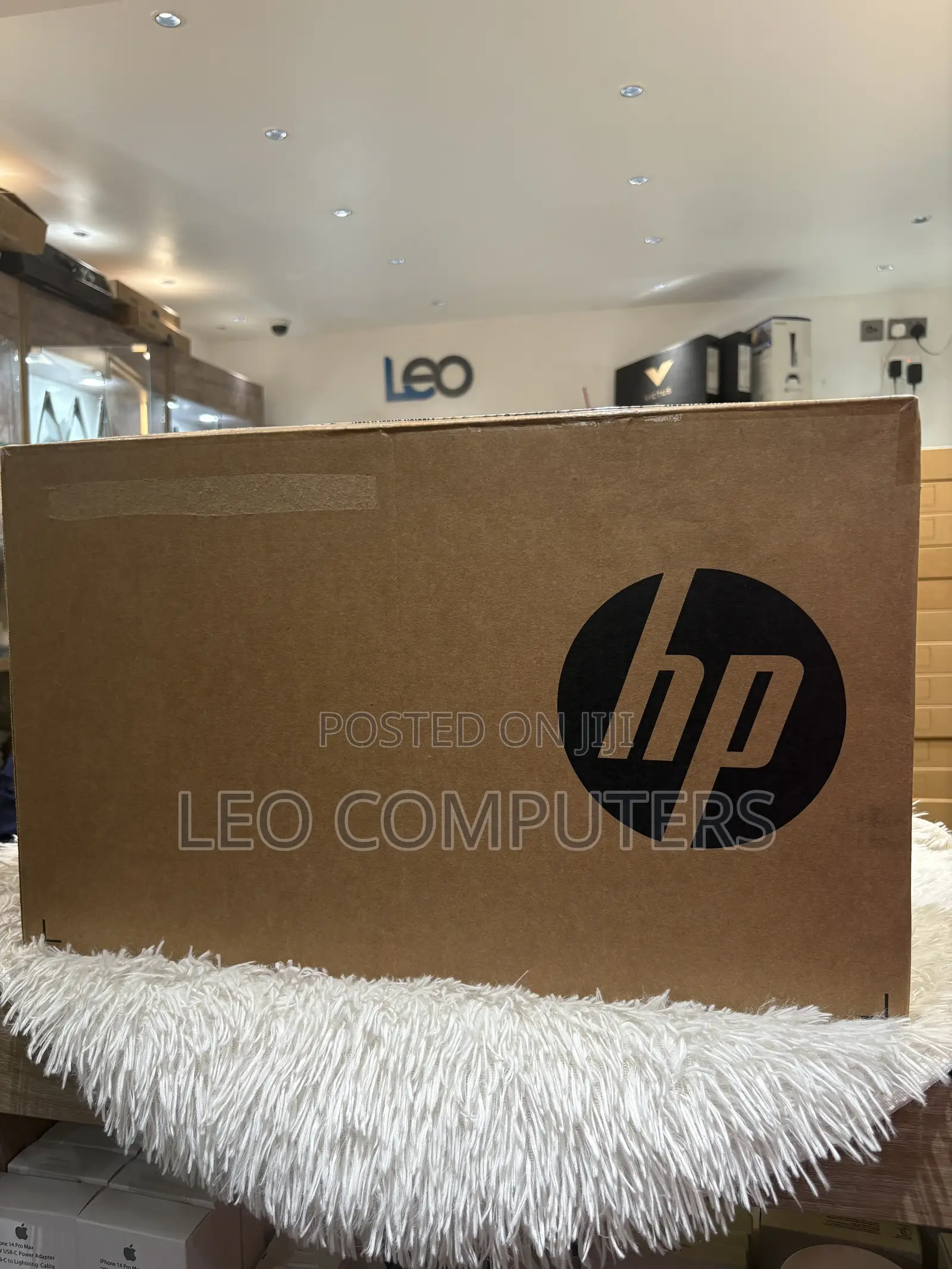 New Laptop Lenovo Legion 5 16GB AMD Ryzen 7 SSD 512GB