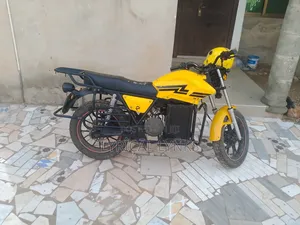 Honda 2023 Yellow