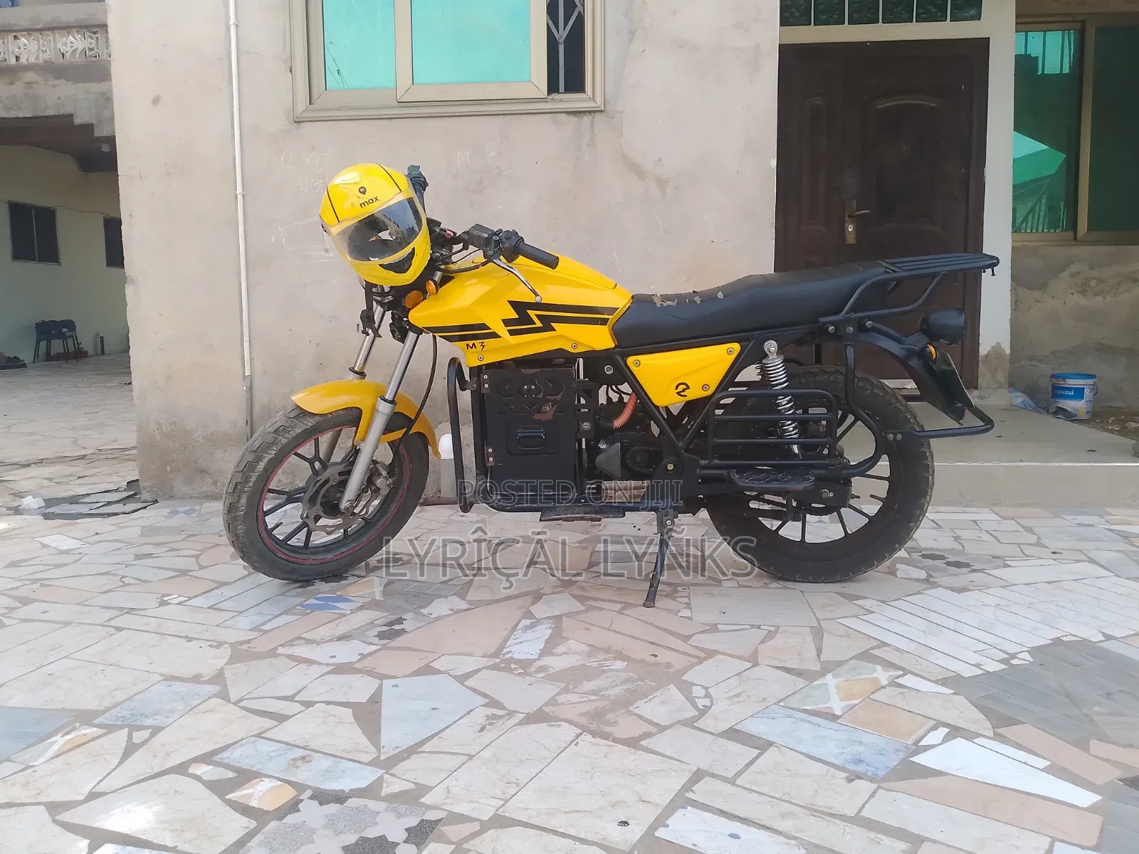 Honda 2023 Yellow
